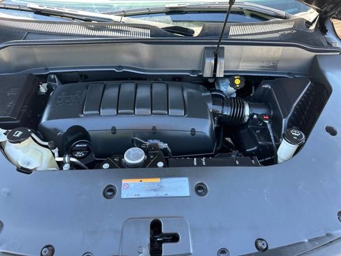 Used 2013 Buick Enclave Leather w/ LPO, Cargo Convenience Pkg image 20