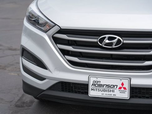 Used 2018 Hyundai Tucson SE AWD/4WD image 9
