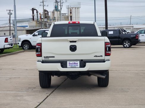 Used 2024 RAM 2500 Laramie w/ Night Edition AWD/4WD image 8