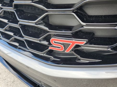 New 2026 Ford Explorer ST w/ Sun And Sound Package image 8