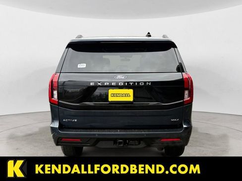 Used 2025 Ford Expedition Max Active image 4