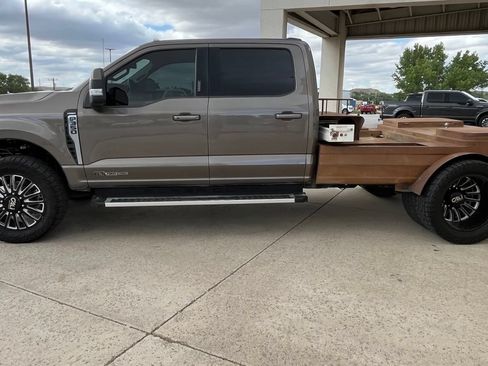 Used 2023 Ford F350 Lariat AWD/4WD image 8