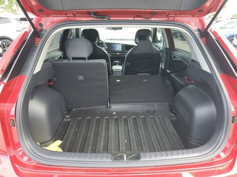 Used 2023 Kia Niro LX FWD image 6