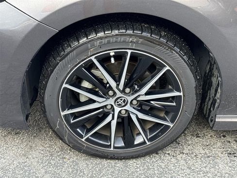 Used 2022 Toyota Camry SE w/ Convenience Package image 28