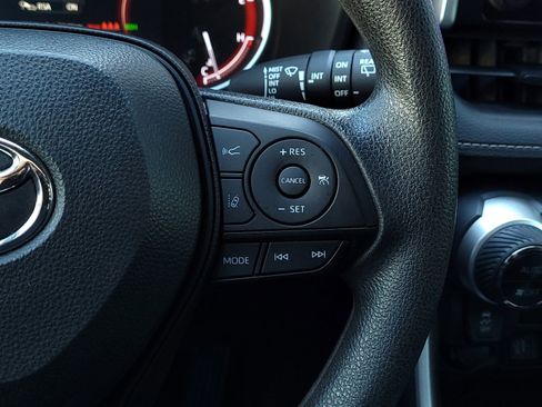 Certified 2024 Toyota RAV4 XLE image 18