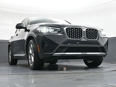 Used 2023 BMW X4 xDrive30i w/ Premium Package image 39