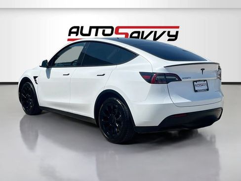 Used 2023 Tesla Model Y Long Range AWD/4WD image 6