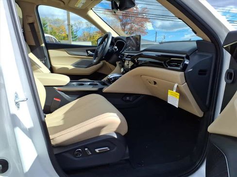 Certified 2026 Acura MDX SH-AWD w/ Technology Package image 10