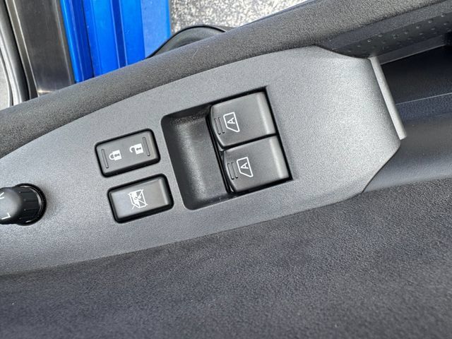 Used 2023 Nissan Z w/ Floor Mat Package (L93) RWD image 37