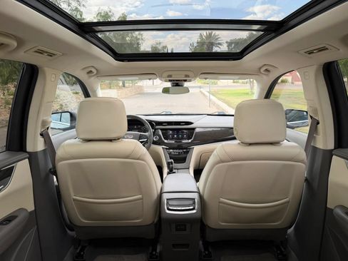 Used 2021 Cadillac XT6 Premium Luxury FWD image 16