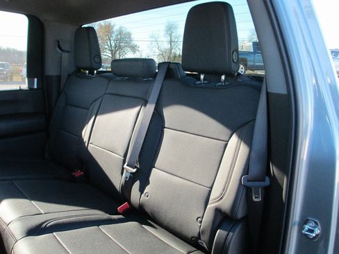 New 2026 GMC Sierra 2500 Pro image 13