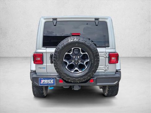 Used 2023 Jeep Wrangler Unlimited Rubicon 4xe w/ Cold Weather Group AWD/4WD image 6