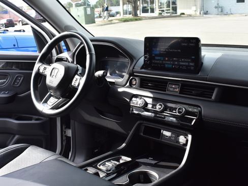 Certified 2023 Honda Pilot Elite image 35