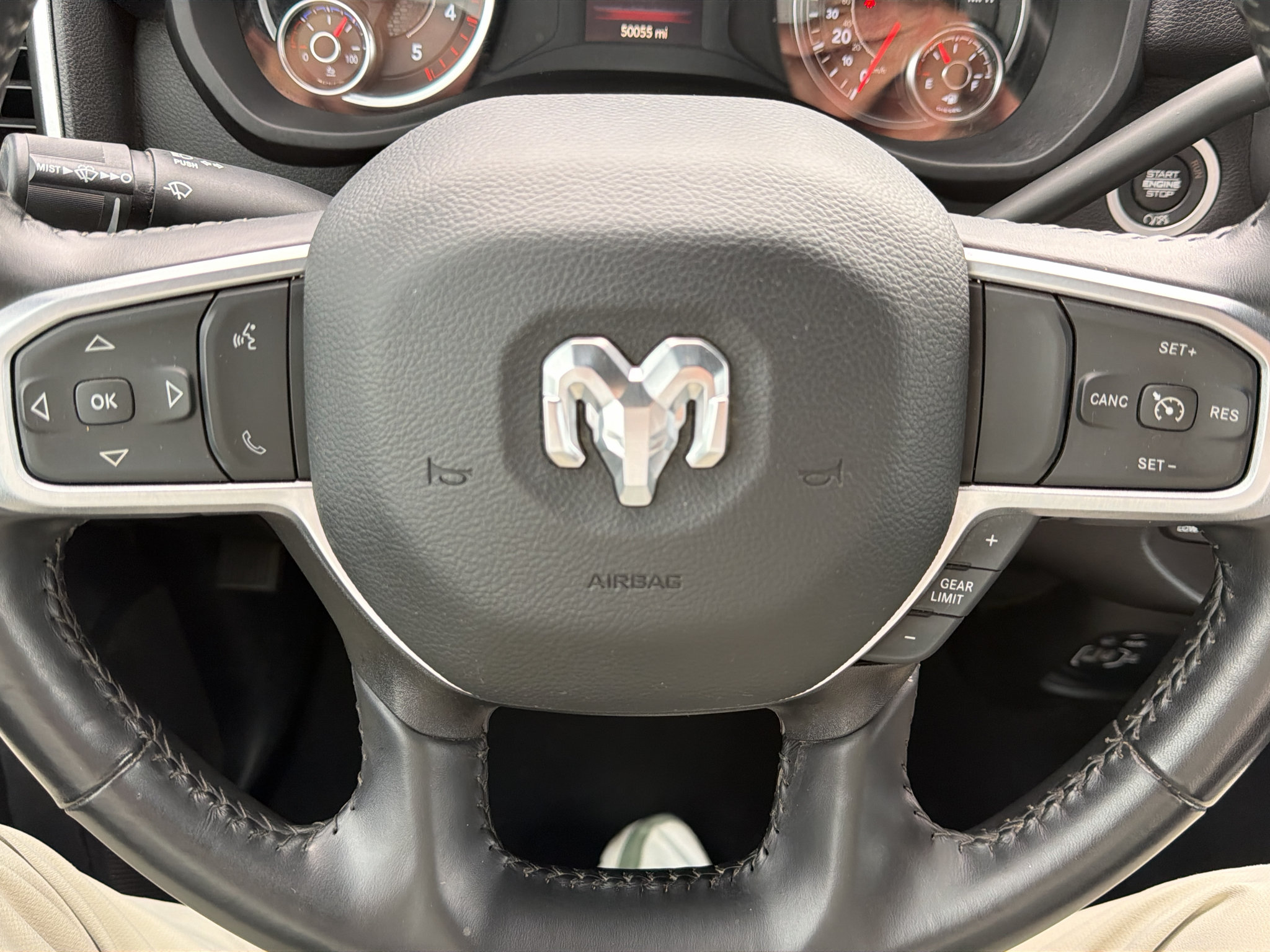 Used 2024 RAM 3500 Big Horn w/ Sport Appearance Package AWD/4WD image 26