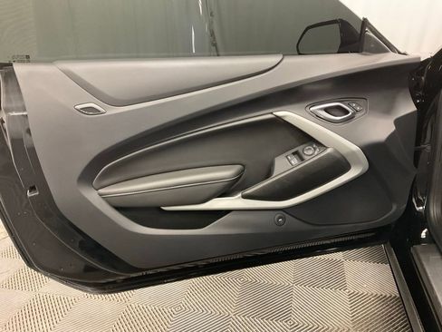 Used 2023 Chevrolet Camaro SS RWD image 16