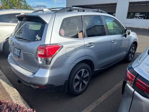 Used 2017 Subaru Forester 2.5i Limited w/ Protection Package #2 AWD/4WD image 2