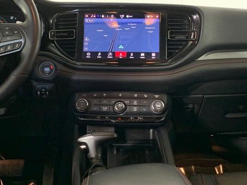 Used 2025 Dodge Durango R/T AWD/4WD image 4