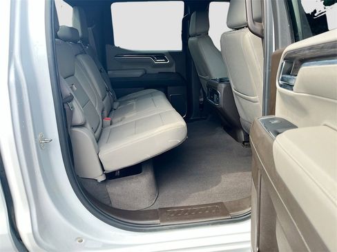 Used 2024 Chevrolet Silverado 1500 LTZ image 28