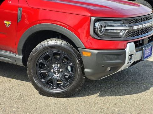 Certified 2025 Ford Bronco Sport Badlands AWD/4WD image 6