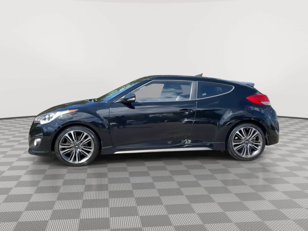 Used 2016 Hyundai Veloster Turbo FWD image 5