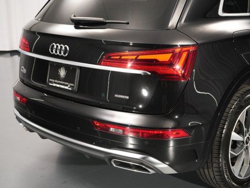 Used 2023 Audi Q5 2.0T Premium Plus w/ Premium Plus Package AWD/4WD image 12