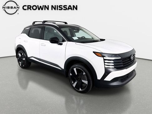 New 2026 Nissan Kicks SR FWD image 3