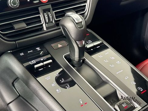 Used 2024 Porsche Macan S w/ Premium Plus Package AWD/4WD image 22