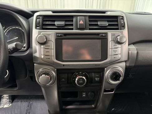 Used 2014 Toyota 4Runner SR5 image 14