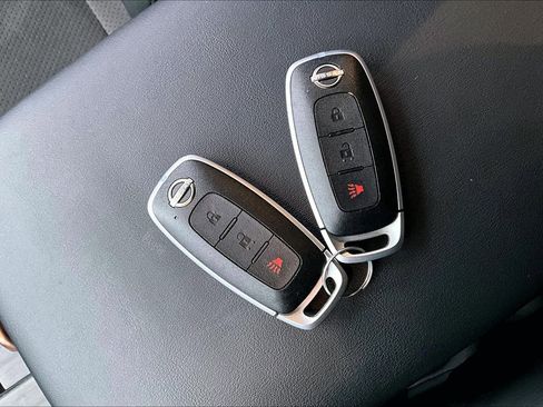 Used 2024 Nissan Ariya AWD image 34