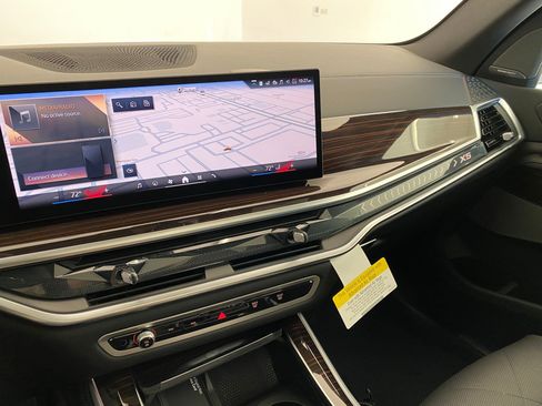New 2026 BMW X5 xDrive40i w/ Climate Comfort Package image 24