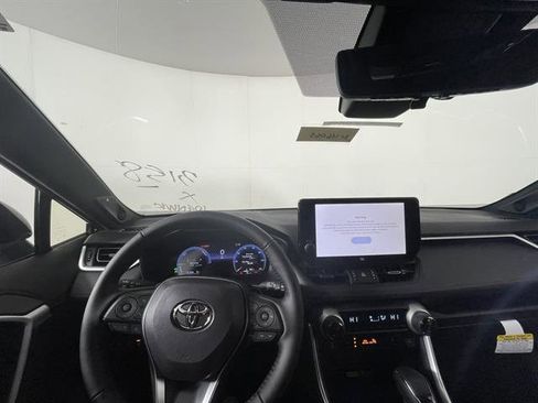 New 2025 Toyota RAV4 XSE image 15