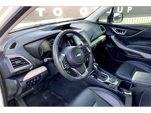 Used 2023 Subaru Forester Limited w/ Popular Package #2 image 16