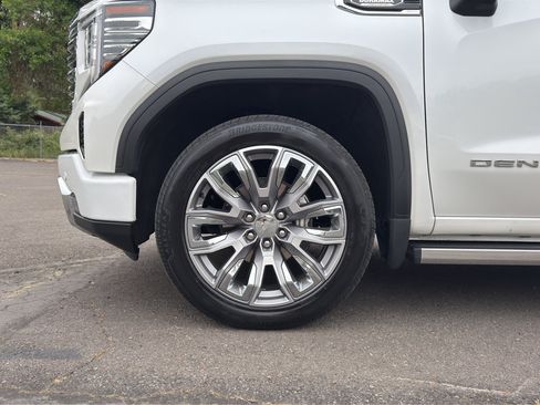 Used 2023 GMC Sierra 1500 Denali AWD/4WD image 6