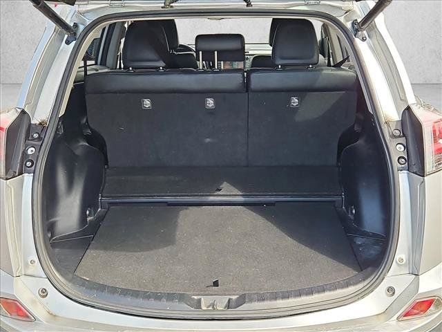 Used 2016 Toyota RAV4 Limited AWD/4WD image 6