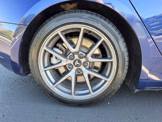 Used 2021 Tesla Model 3 Long Range AWD/4WD image 8
