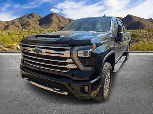 Used 2024 Chevrolet Silverado 2500 High Country w/ High Country Premium Package image 11