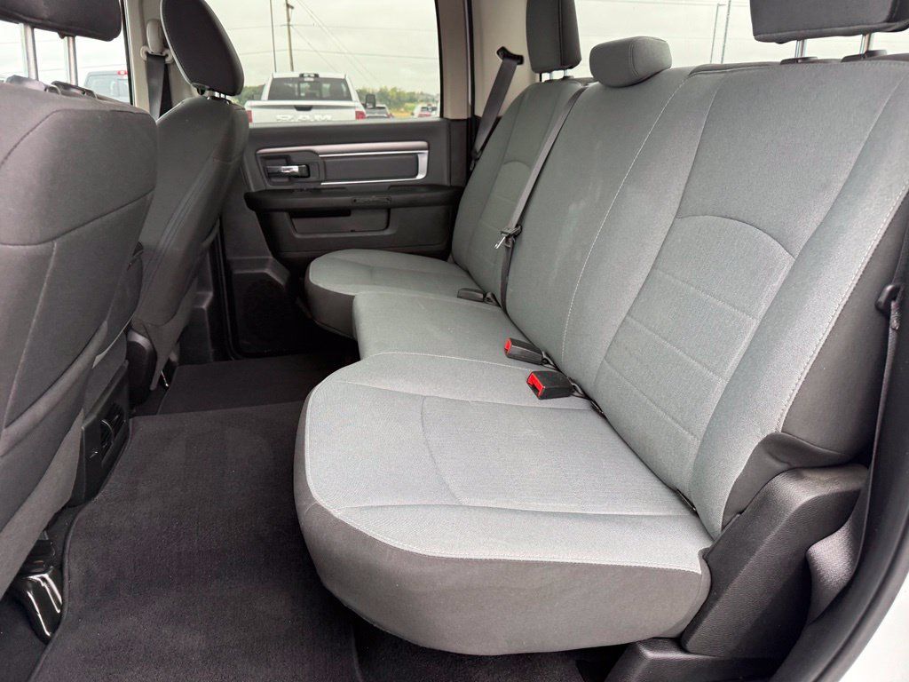 Used 2022 RAM 1500 Classic SLT w/ Electronics Group AWD/4WD image 14