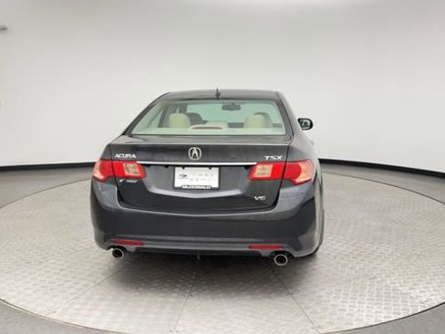 Used 2011 Acura TSX V6 Sedan FWD image 3