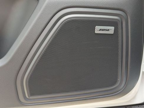 New 2026 Porsche Macan image 14