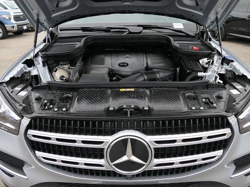 Used 2025 Mercedes-Benz GLE 350 4MATIC image 31