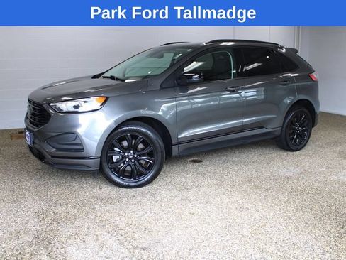 Used 2022 Ford Edge SE w/ Black Appearance Package AWD/4WD image 1