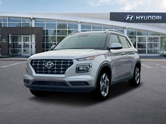 New 2026 Hyundai Venue SEL FWD video 1