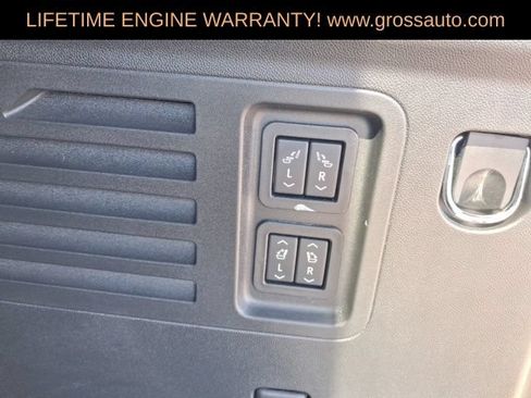 Used 2025 GMC Acadia Denali w/ LPO, Floor Liner Package AWD/4WD image 31