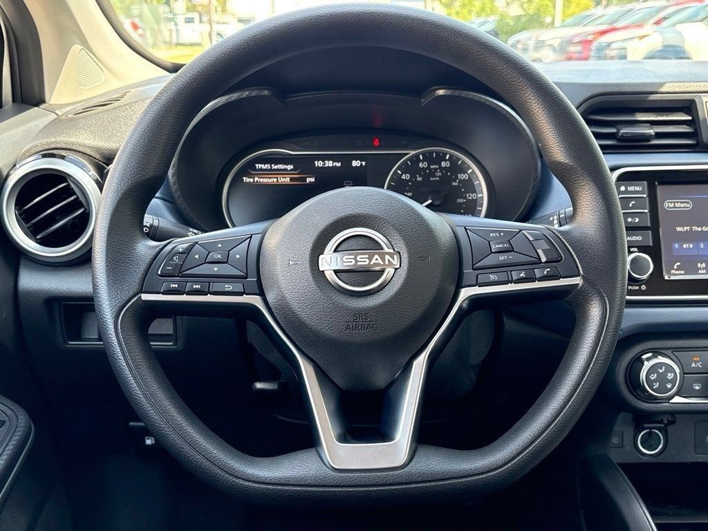 Used 2025 Nissan Versa SV FWD image 21