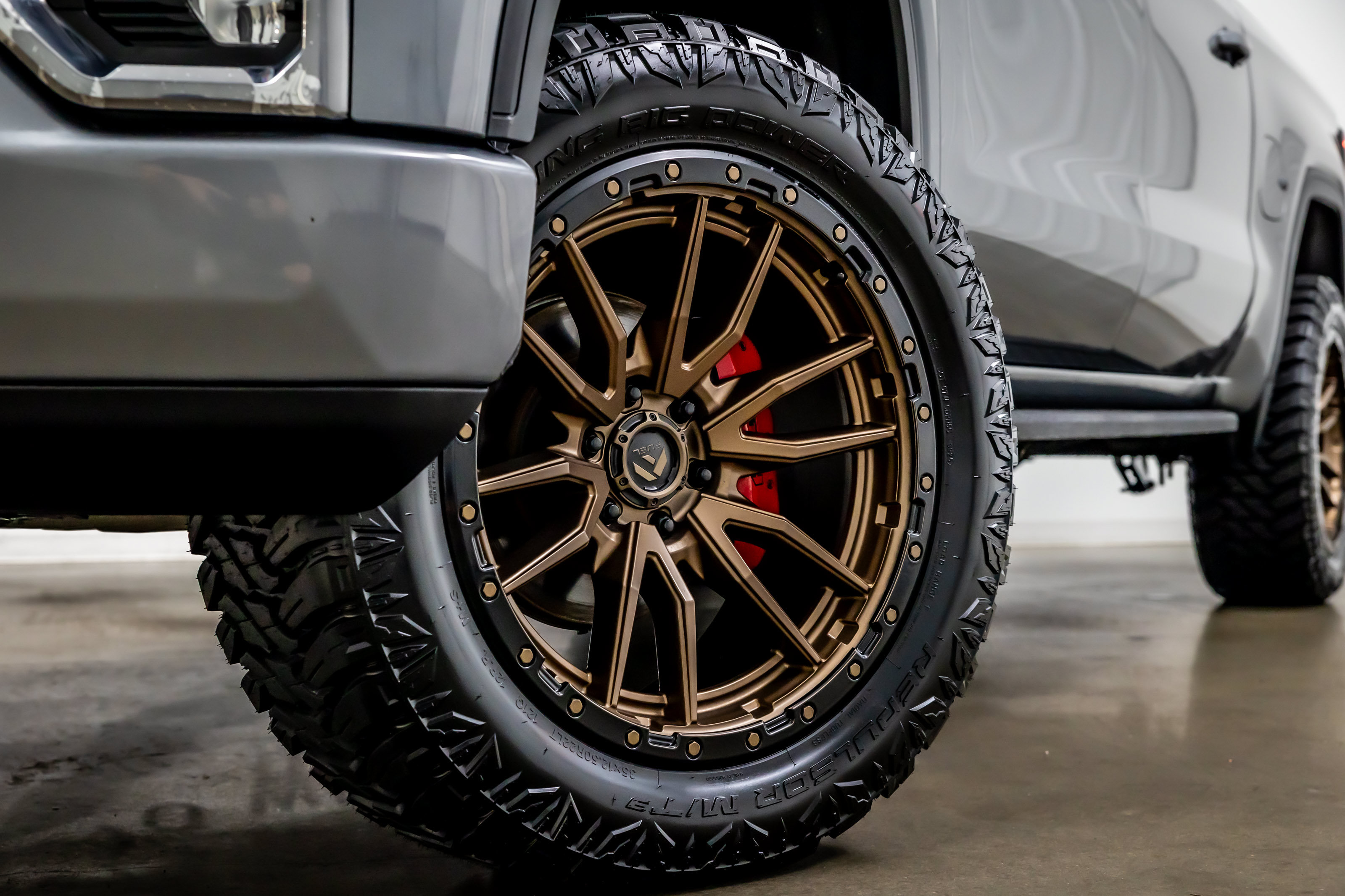 Used 2021 GMC Sierra 1500 AT4 w/ AT4 Premium Package AWD/4WD image 23