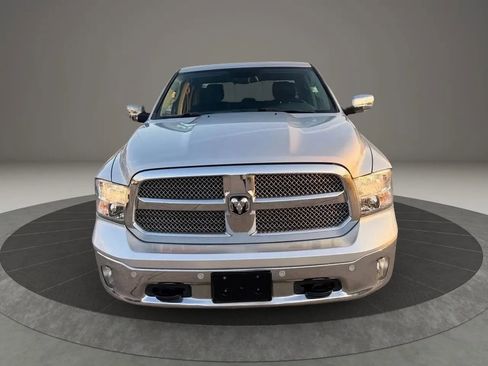Used 2017 RAM 1500 Lone Star AWD/4WD image 2