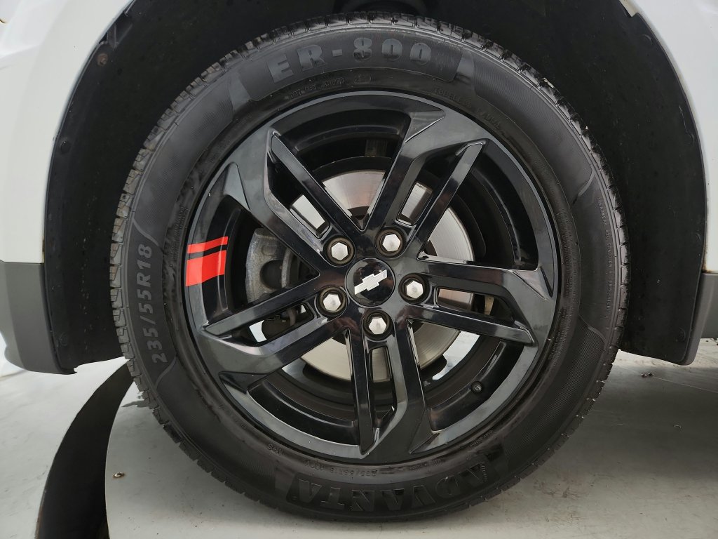 Used 2017 Chevrolet Equinox LT FWD image 32