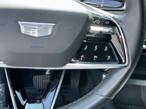 Used 2024 Cadillac Lyriq Sport RWD image 18