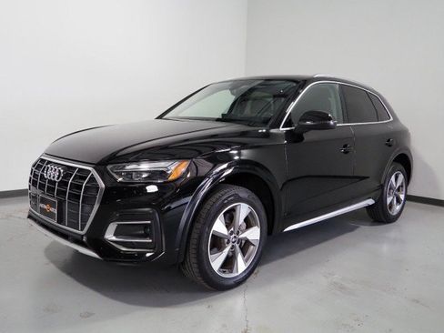 Used 2023 Audi Q5 2.0T Premium w/ Convenience Package AWD/4WD image 10