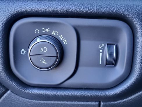 New 2026 RAM 2500 Tradesman image 15